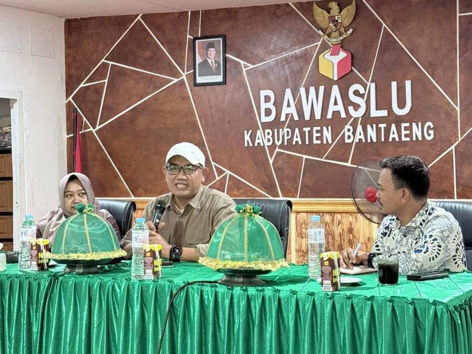 Refleksi dan Penguatan: Bawaslu Bantaeng Bahas Evaluasi Sengketa Pemilu dan Pemilihan